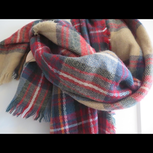 Plaid Blanket Scarf - Picture 1 of 3